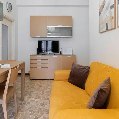 Italianway - Martinetti 21 B * Mediolan